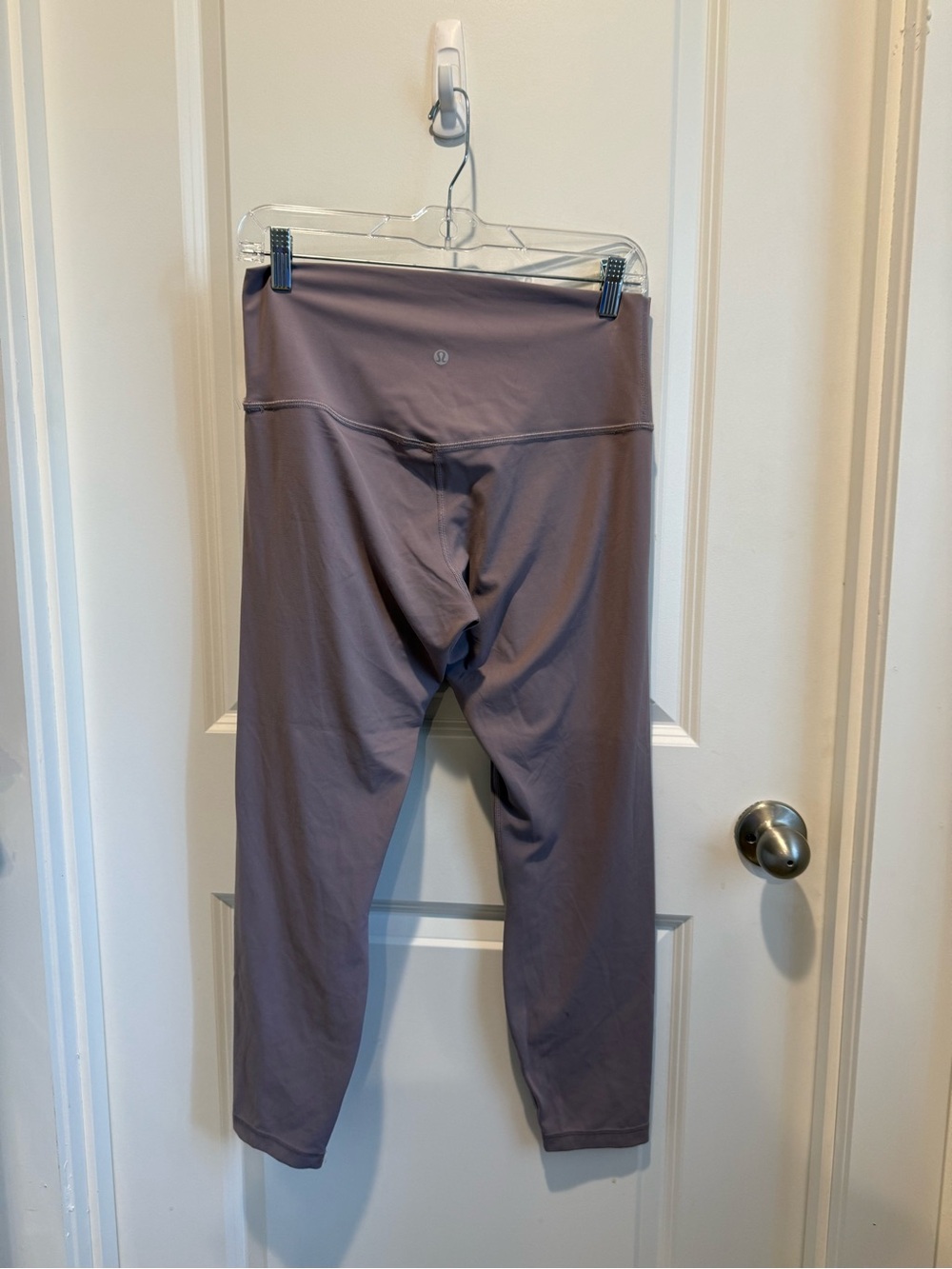 Lululemon Purple Mauve High-Rise Cropped Leggings Size 10 - Picture 3 of 4